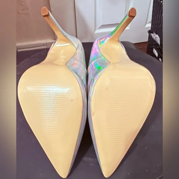 Cape Robbin Silver Stiletto Heels with Iridescent Finish - Picture 4 of 4